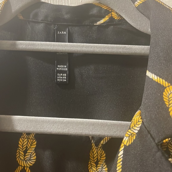 2 silk zara blouse - Picture 4 of 4